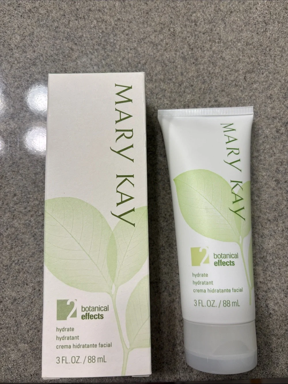 NWT Mary Kay Botanical Effects Hydrate Facial Cream - For Normal/Sensitive Skin